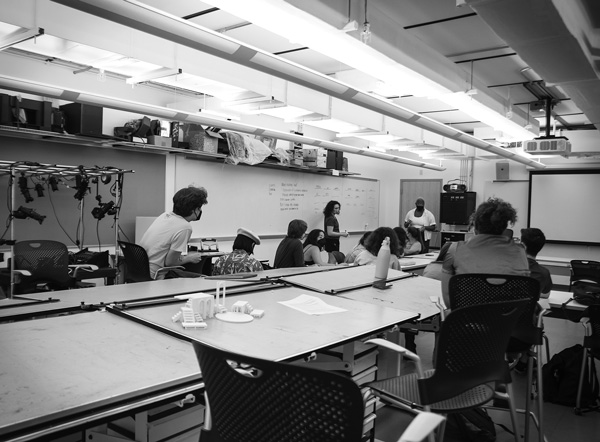 Students in the Williamstown Theatre Festival’s new intensive training program meet in a classroom at the ‘62 Center for Theatre and Dance at Williams College. The program’s 20 students gain hands-on theater experience at the festival, but the much larger internship program of past years is no more. Susan Sabino photo Students in the Williamstown Theatre Festival’s new intensive training program meet in a classroom at the ‘62 Center for Theatre and Dance at Williams College. The program’s 20 students gain hands-on theater experience at the festival, but the much larger internship program of past years is no more. Susan Sabino photo
